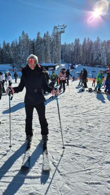 Aleksandra Mladenović na planini.jpg