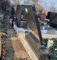 merovac groblje3.jpg