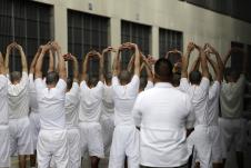 miki04 EPA Rodrigo Sura.jpg