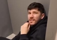 Legendarni fudbaler spiskao sve pare, majka ga izdržava