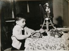 sasa popovic kao dete foto privatna arhiva (5).JPG