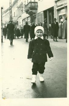 sasa popovic kao dete foto privatna arhiva (7).jpg