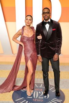 Nina Seničar, Džej Elis, Oskar 2025 profimedia-0971331596.jpg