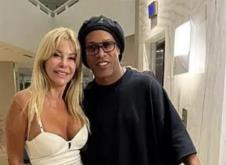 ronaldinjo.jpg