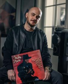 2025-03-17 07_26_13-Instagram.jpg