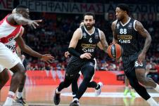 olimpijakos-partizan-17639.JPG