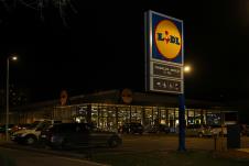 Earth hour - Lidl.jpg