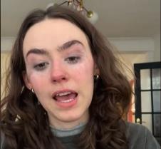 Amelia i suprug ostali bez ušteđevine 4.jpg