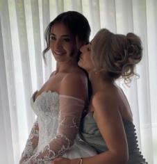 Mladina mama iznenadila odabirom haljine