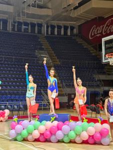 Palilula kup 2025- Mila Lukic u sredini, Dunja Savic levo, Bojana Stankovic desno, iz GD Palilula(1).jpg