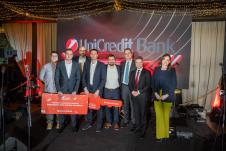 Nagrađujemo kad uspešno sarađujemo UniCredit Bank Jakov Simović.jpg