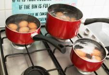 Jaja moraju da budu na sobnoj temperaturi pre kuvanja profimedia-0346798588.jpg