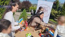 Leposavić: Vaskršnja liturgija i takmičenje za najjače i najlepše jaje