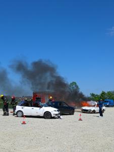 IMG-947a8d9d45e9067607c0125cb45a1004-V.jpg