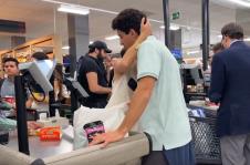 2025-04-28 20_48_33-(4) Panic-buying sweeps blackout-hit Spain as residents flock to supermarkets - .png