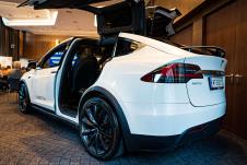 Tesla.jpg