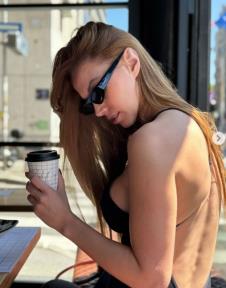 Ivana Aleksić, bvša žena repera u provokativnom izdanju