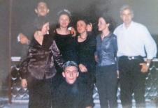 0601Mirjana Dragović, sa društvom na dočeku NG, privatna arhiva.jpg