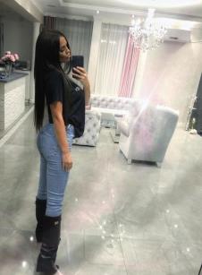 2025-05-27 14_05_37-Instagram.jpg