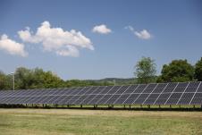 Solarna elektrana u pogonu za proizvodnju pijaće vode Jazak.JPG