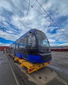 tramvaj_bozankaya_300525_tw1024.jpg