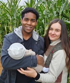 Ališa Taker je nevina ušla u brak i deli 5 saveta za prvu bračnu noć