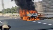 1749282987_ub-zapaljen-automobil-fotorina1.jpg