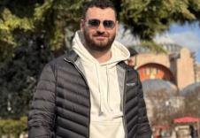Pevač (29) se razveo pre četiri godine