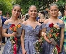 maturantkinje bliznakinje.jpg
