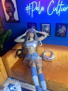 Ana Barbara Bur Buldrini 1.png