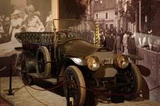 Automobil u kojem su se nalazili Franc Ferdinand i Sofija Duke prilikom atentata u Sarajevu
