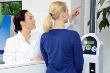 pregled kod lekara merenje težine shutterstock_1062845657.jpg