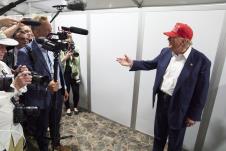 trump02 AP Evan Vucci.jpg