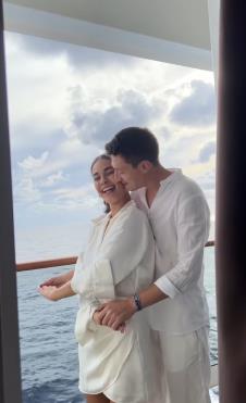 Dženi Martin udata je za glumca Uroša Jovčića