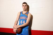Nikola Topić na predstavljanju u Oklahoma Siti Tanderima