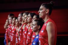 Tijana Bošković sluša himnu Srbije