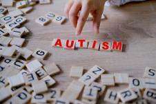 autizam shutterstock_2469381549.jpg