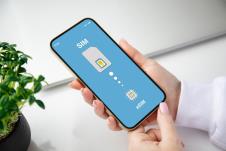 eSIM (2).jpg