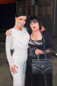 Aleksandra Nikolić i njena majka Milosava.jpeg