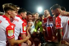 Fudbaleri Crvene zvezde nakon utakmice protiv Javora
