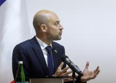 milan03 EPA Sergey Dolzhenko.jpg