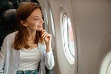 avion  shutterstock_2140819075.jpg