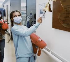 Marina Džouns nakon uspešne operacije