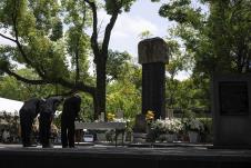 x AP Louise Delmotte.jpg