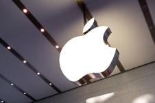 Apple.jpg