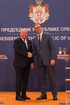 Aleksandar Vučić na sastanku sa saveznim kancelarom Republike Austije Kristijanom Stokerom Boba Nikolić.jpeg