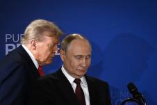 Sastanak Trampa i Putina iza zatvorenih vrata