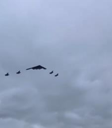 Donald Tramp i Vladimir Putin na sastanku na Aljasci 2025 (3).png