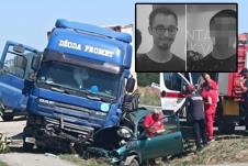 Ugrinovci saobracajna nesreća Petar (19) i Lazar (17) Useinović poginuli poginula braća Ugrinovci-Batajnica.jpg