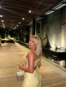 Madelin Rajt, nova fudbalerka Četama